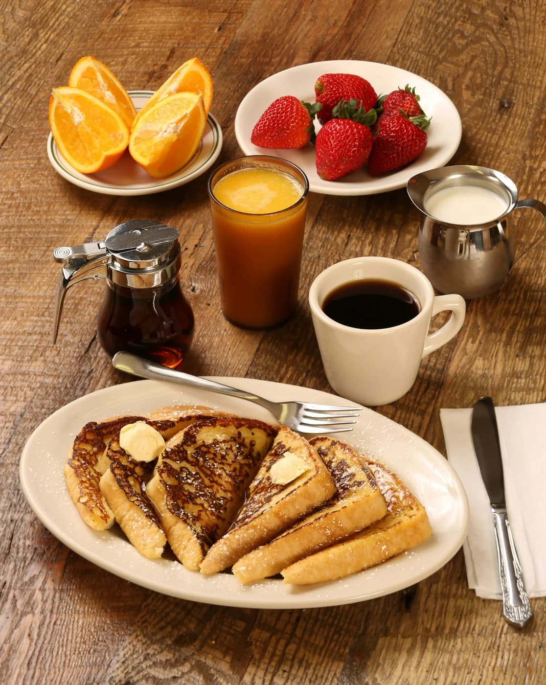 LuxShuttle luxury transfer to Dallas GA — Southern breakfast with biscuits and grits near Paulding Airport