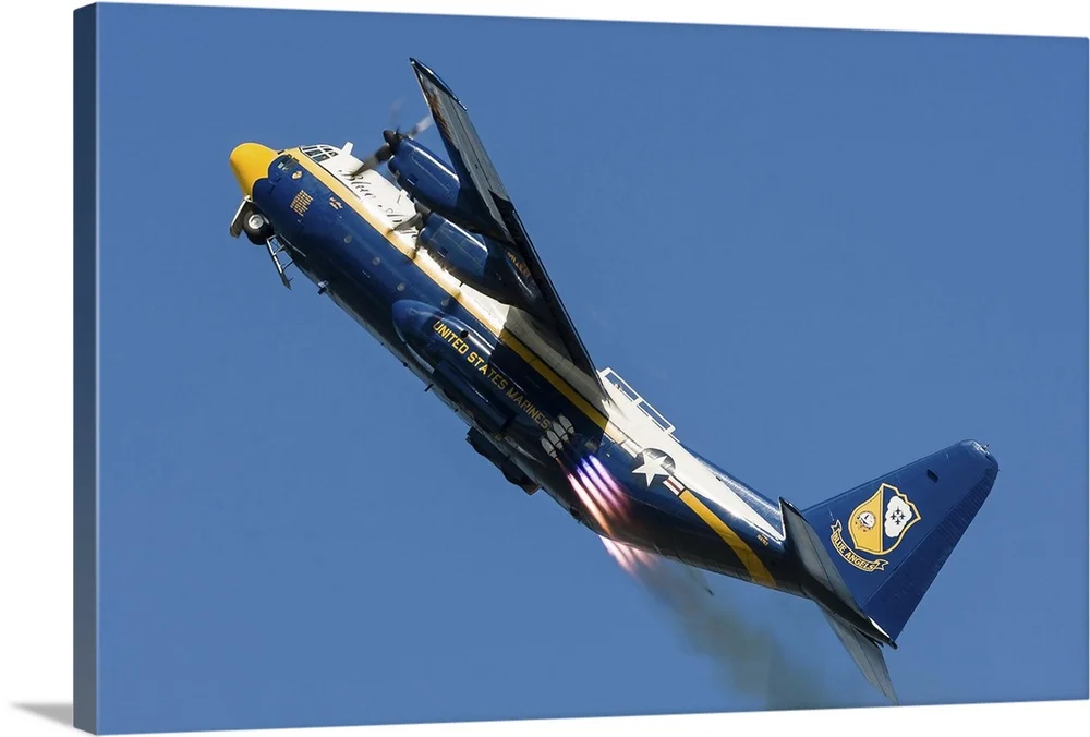 LuxShuttle private transfer to Atlanta Air Show — Fat Albert C-130 demonstration at Falcon Field