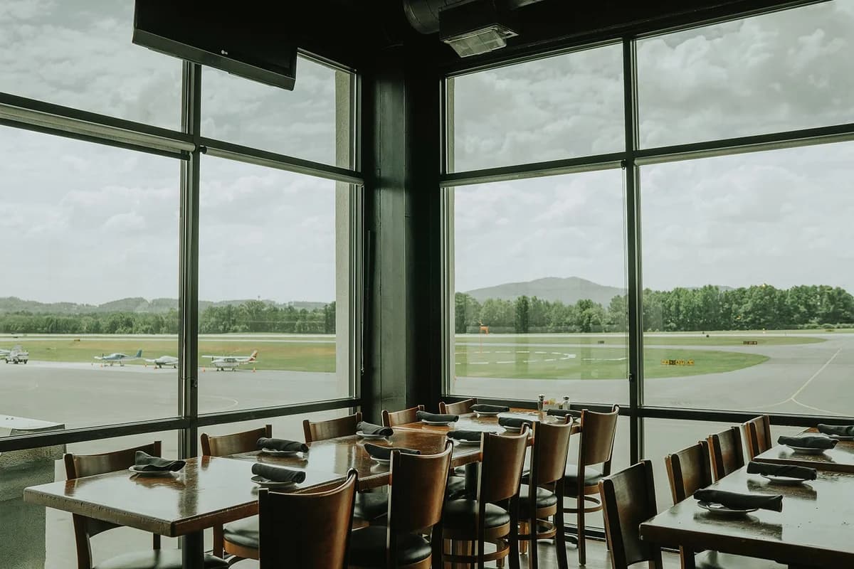 LuxShuttle private transfer to Elevation Chophouse & Skybar near RYY Airport
