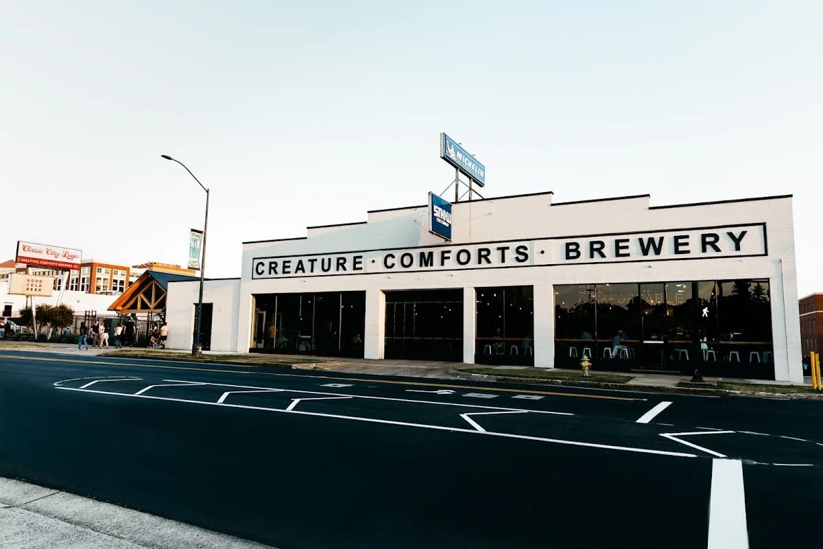 LuxShuttle private chauffeur to Athens Georgia dining — James Beard-recognized restaurants near Barrow County Airport