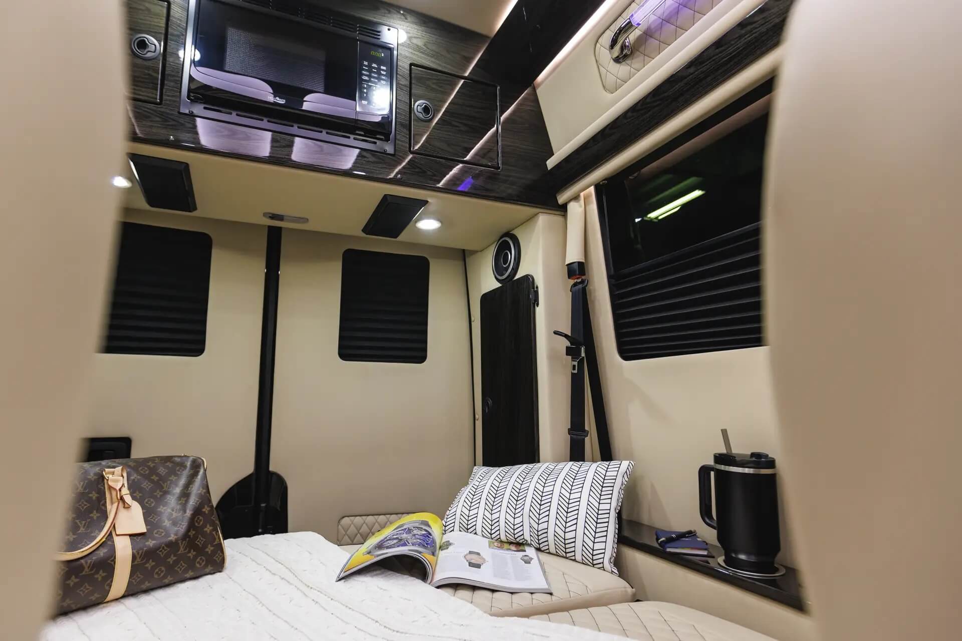 A Gentleman's Guide to Choosing Ground Transportation in Atlanta