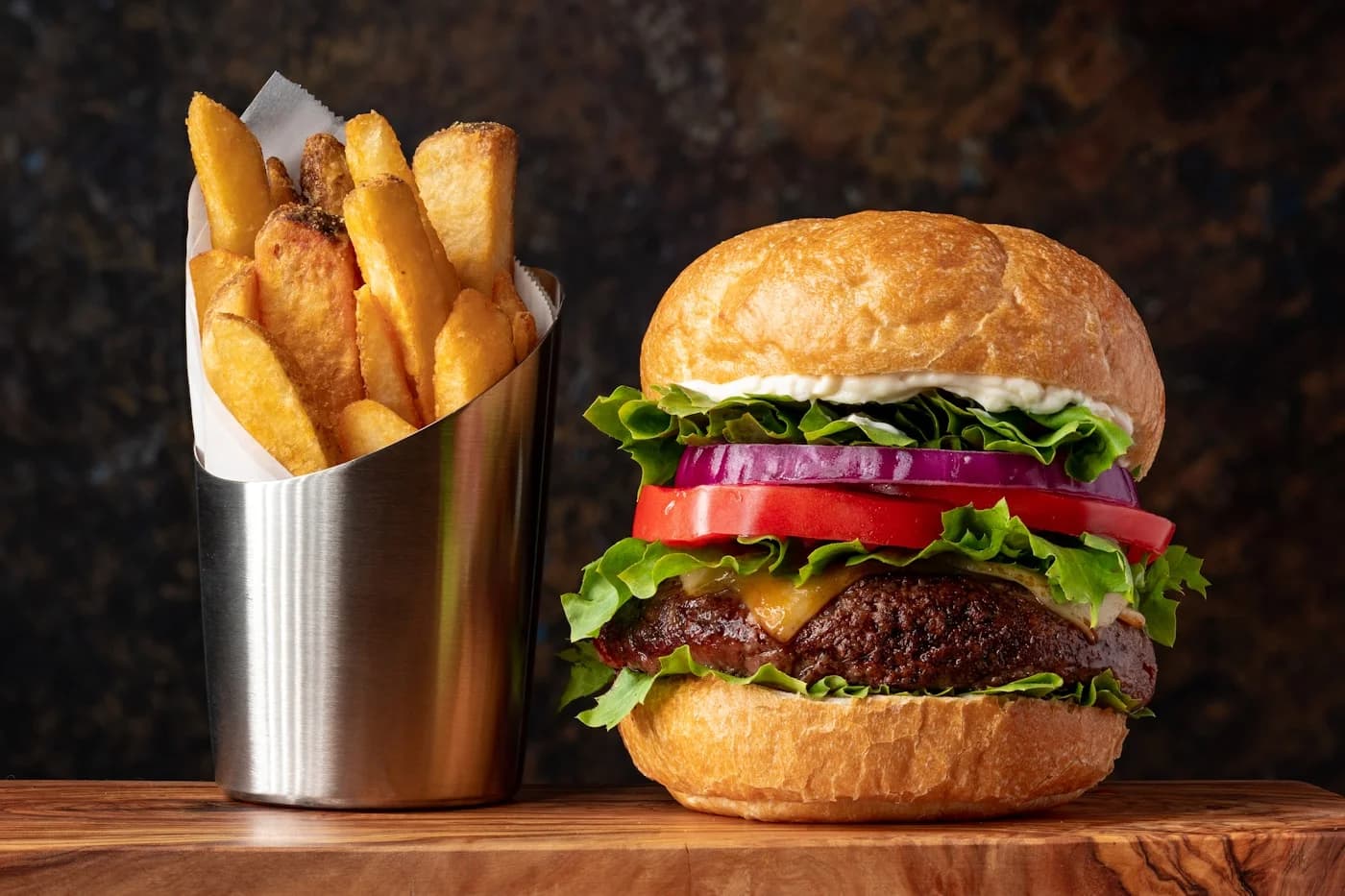Salt Factory Pub — craft beer and elevated pub fare in downtown Woodstock near CNI airport