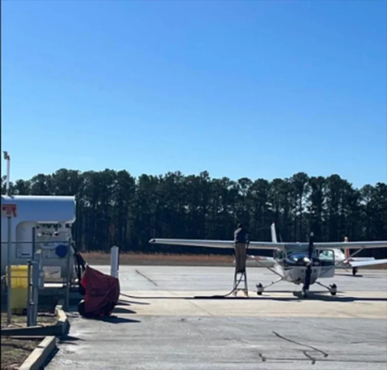 Covington Municipal Airport CVC facility photo 4