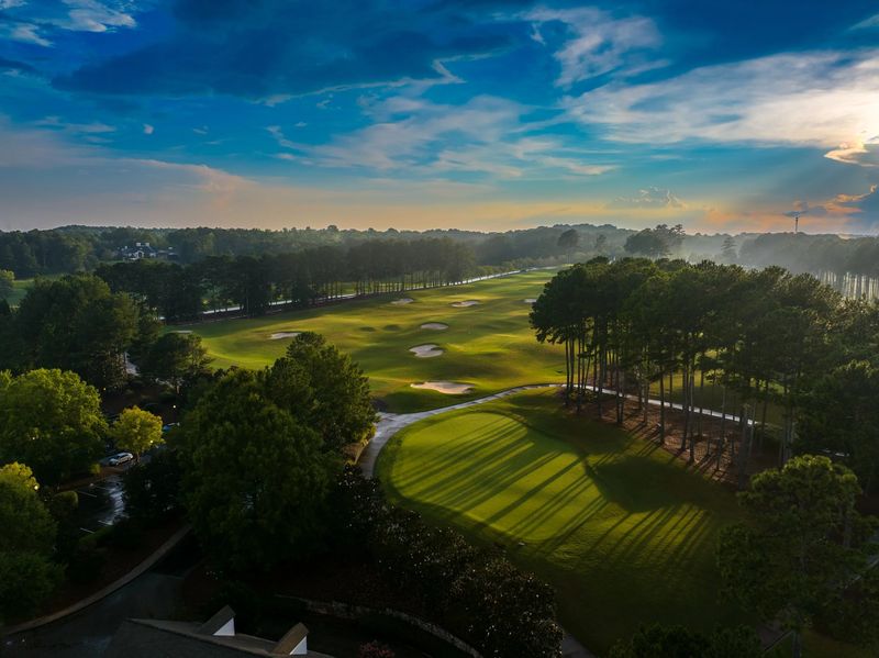 Hawks Ridge Golf Club golf course