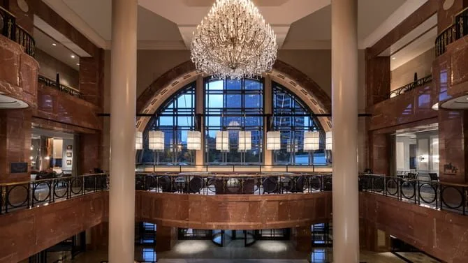 Four Seasons Hotel Atlanta lobby