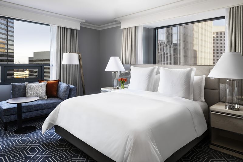 Corner Suite at Four Seasons Hotel Atlanta — Midtown views