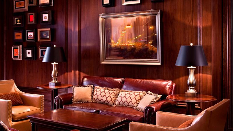 The St. Regis Bar — live jazz and classic cocktails